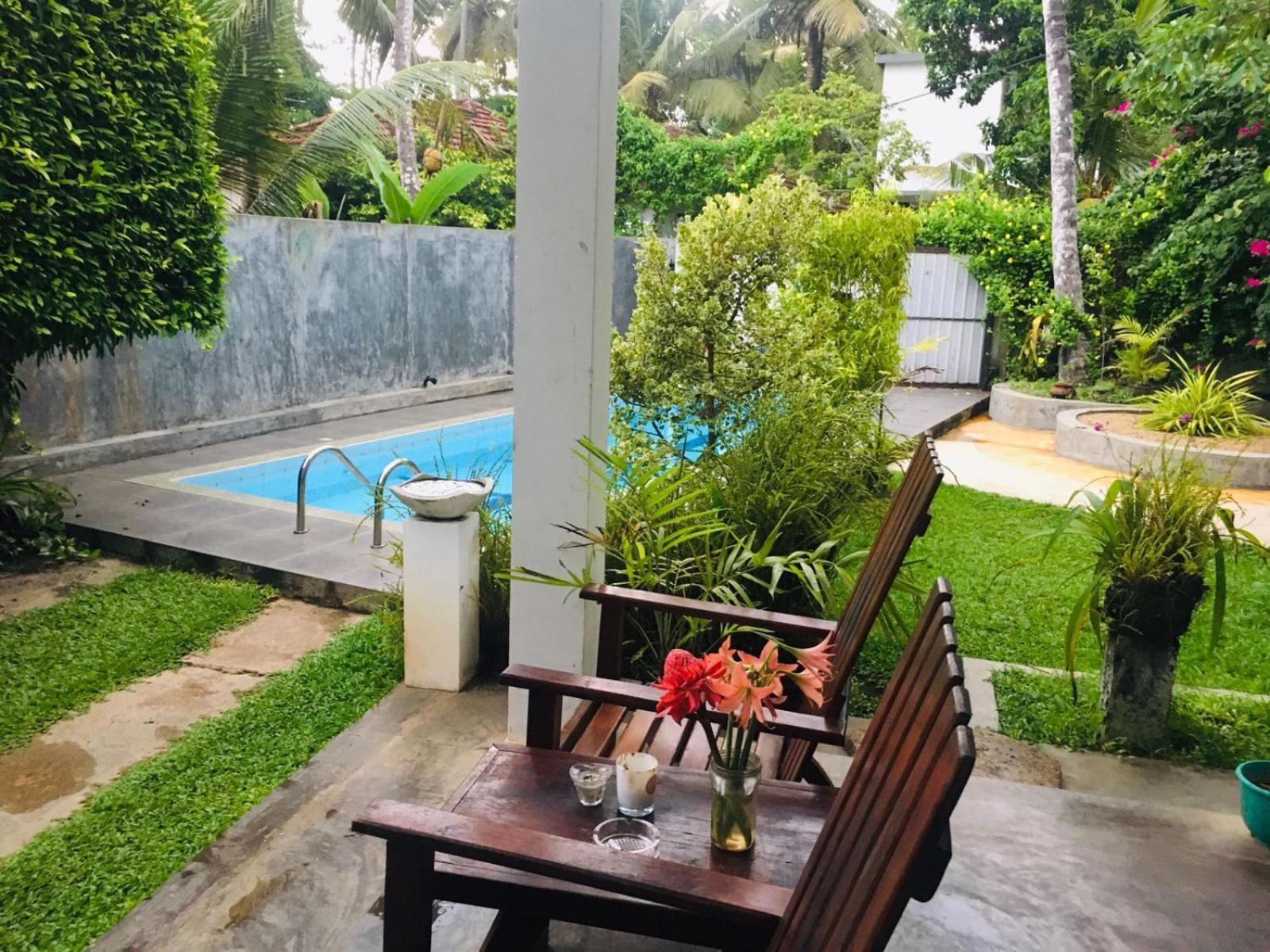Om Villa Hikkaduwa Exterior foto